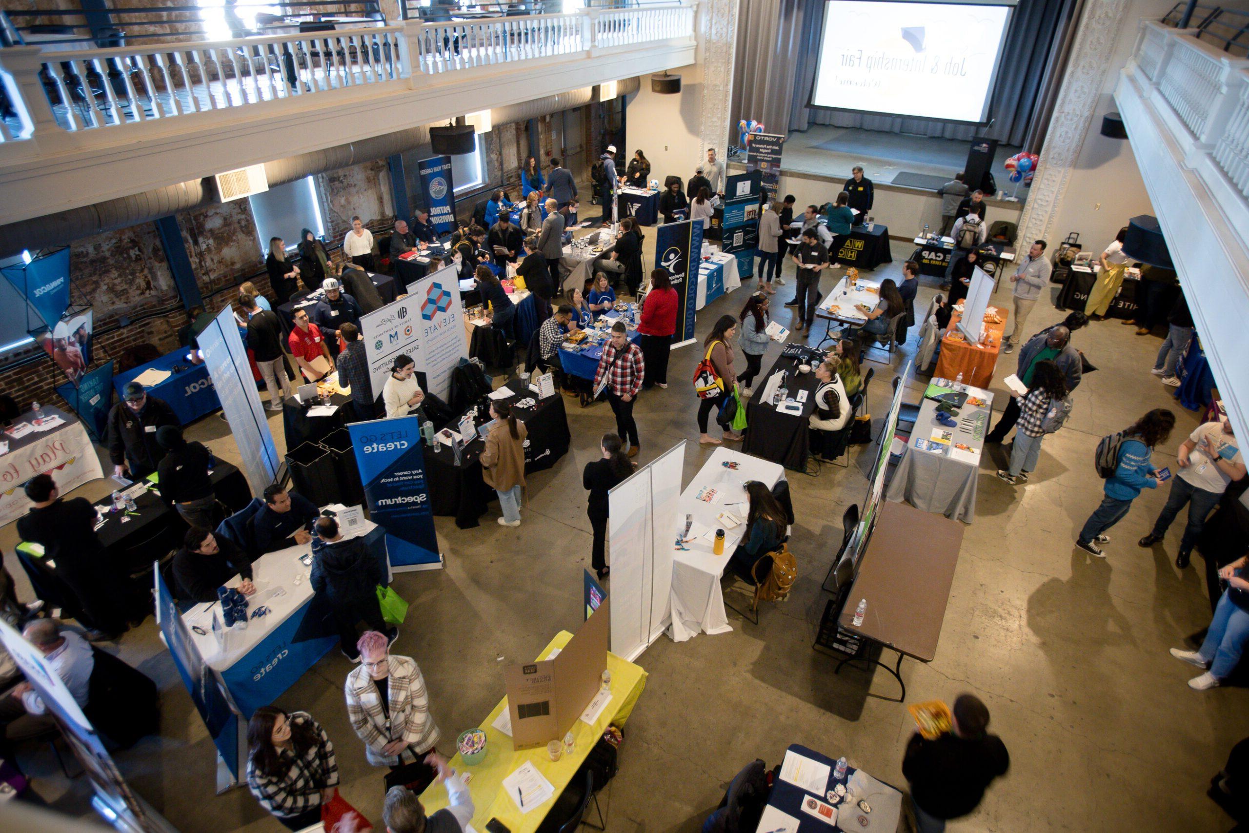 A photo of a career fair.