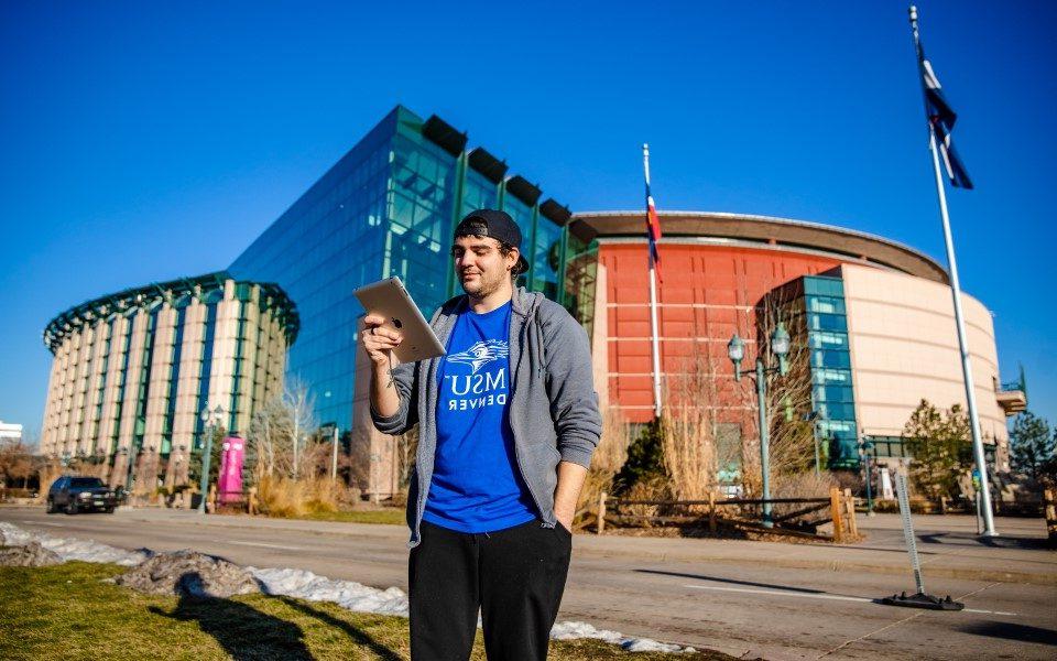 MSU Denver Online student studying remotely for a airport management degree certificate